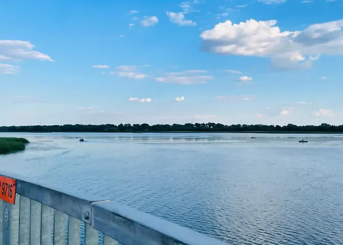 Anett Wellis Poroszlo Pusztavacs