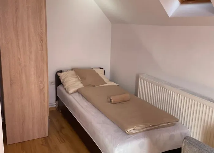 Anett Wellis Poroszlo Apartament *