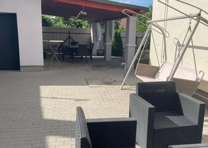 Apartament Anett Wellis Poroszlo